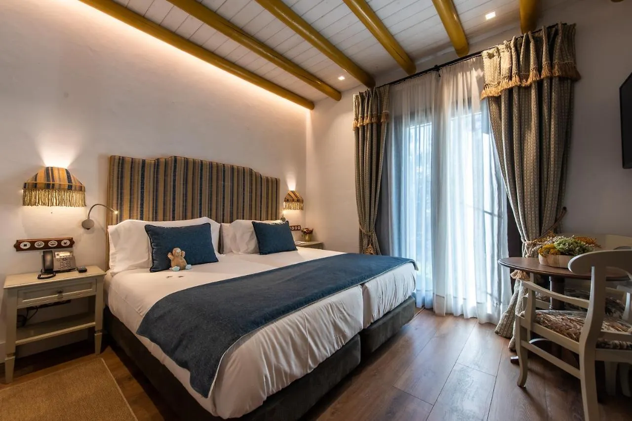 Hotel La Malvasia El Rocio 4*,